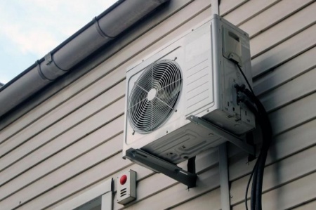 Pourquoi choisir une climatisation r&eacute;versible pour votre logement ?